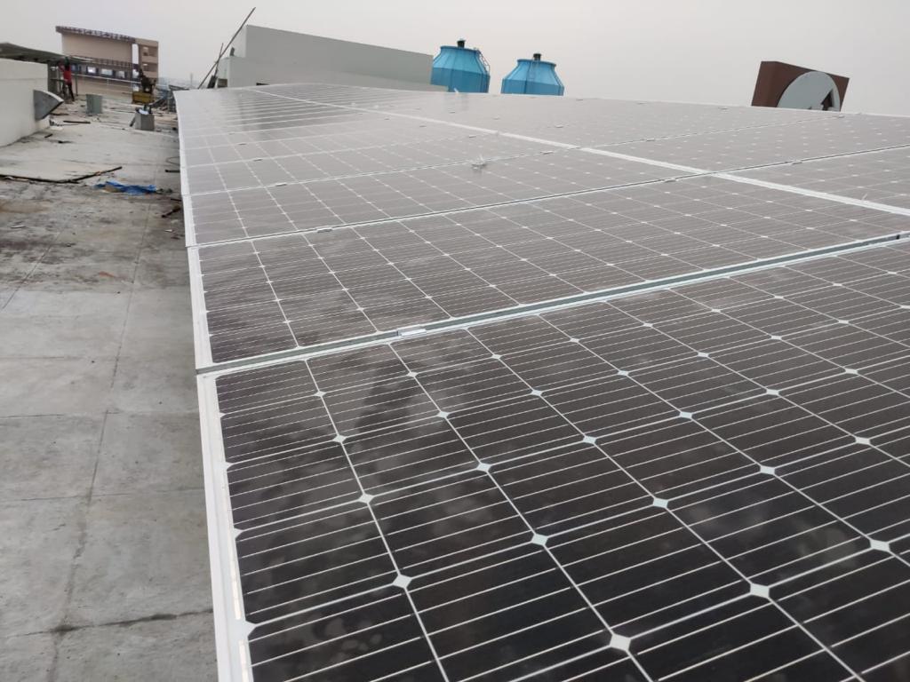 Commercial rooftop solar