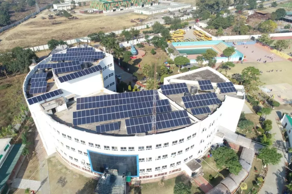 Commercial rooftop solar